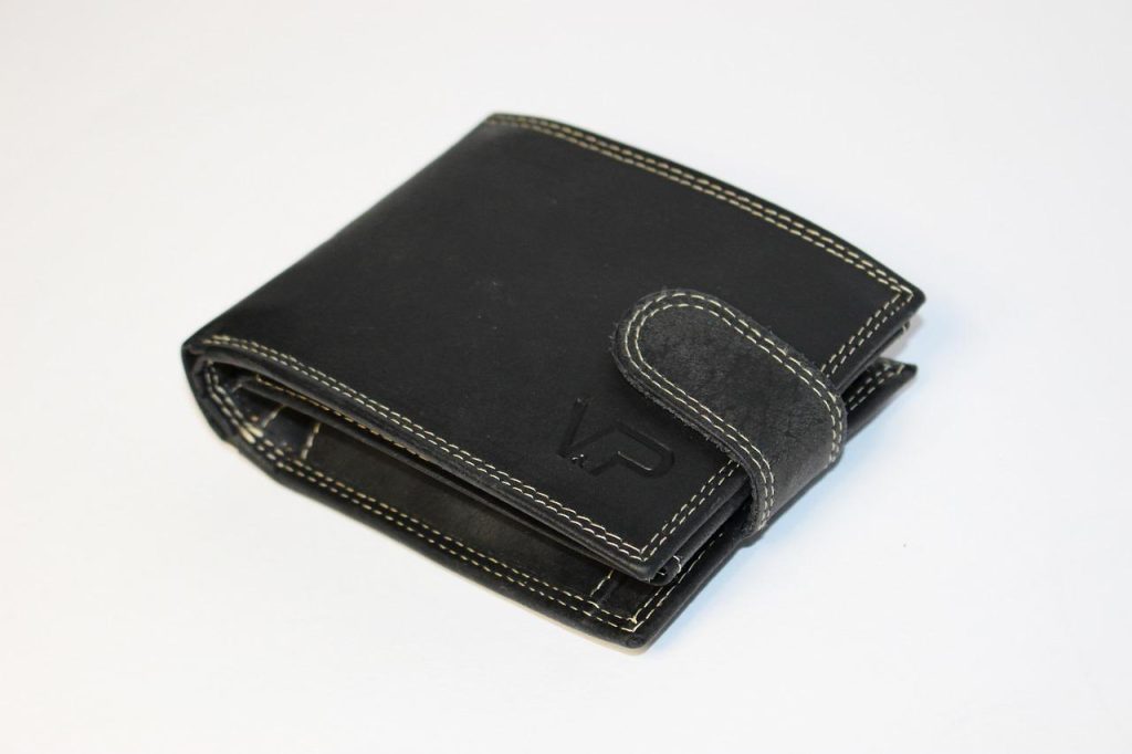 money, wallet, banknotes-1934036.jpg