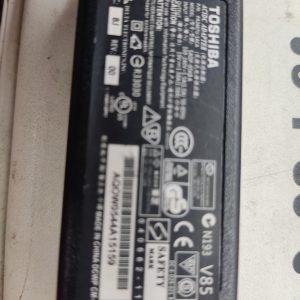 Cargador TOSHIBA